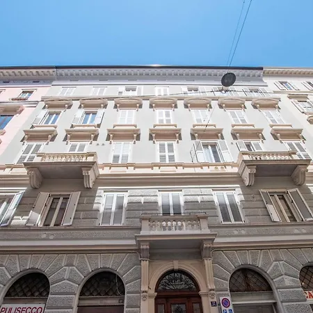 Oasis Cecilia 公寓 *